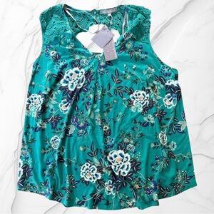 NWT Daniel Rainn Fantine Crochet Detail‎ Top Green Floral | 3X